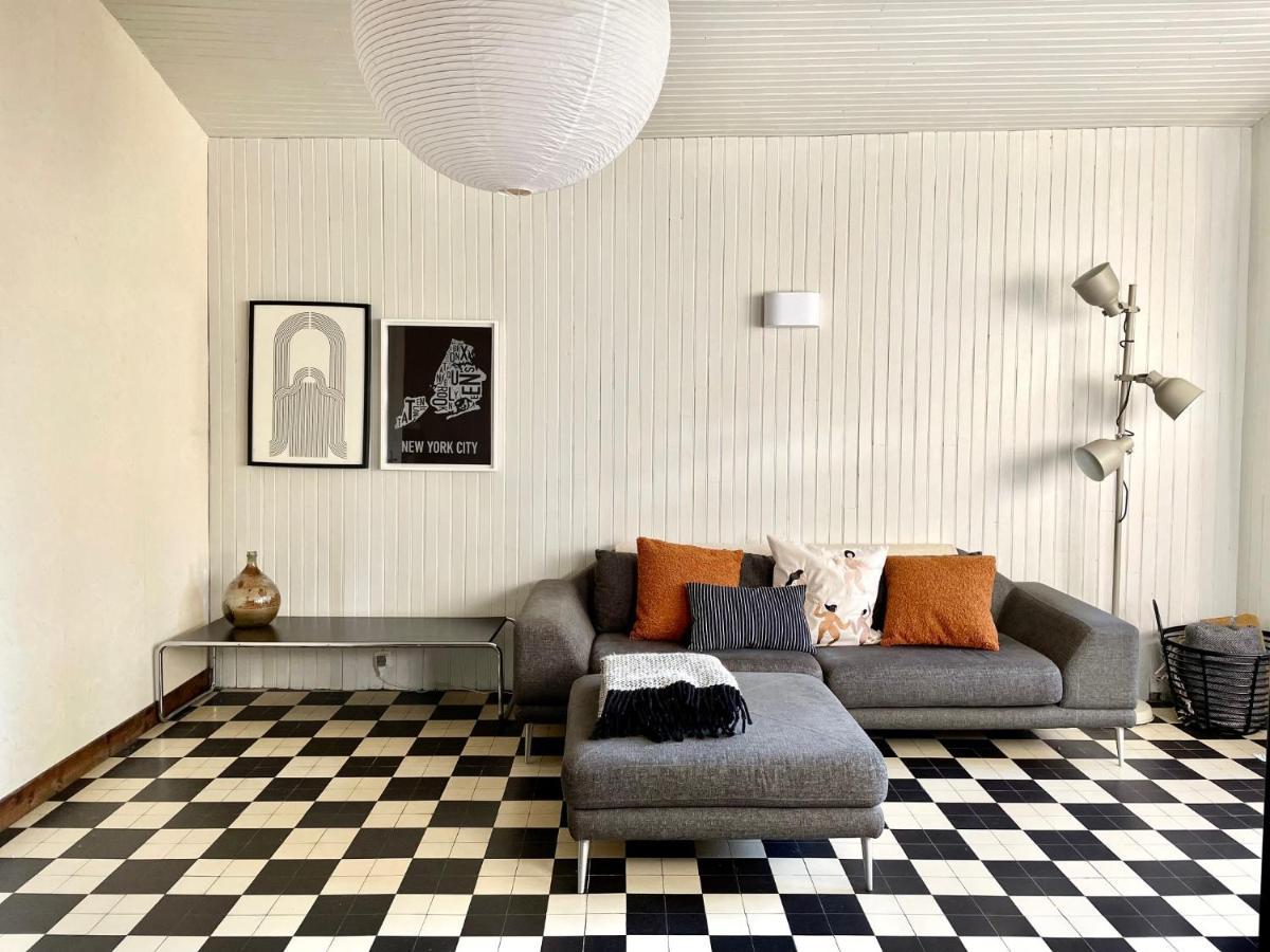 Stylish One Bedroom Apartment In A Lovely Village Saint-Vincent-Rive-dʼOlt Kültér fotó